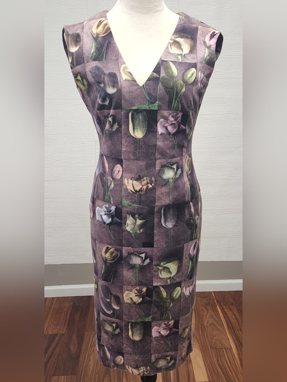 Paul Smith Women Italy Tulip Floral Print Sheath Dress IT 40 US 4 V Neck Lined